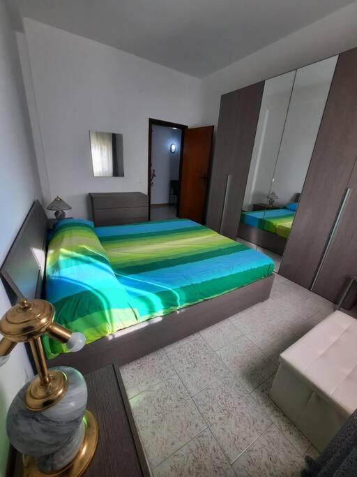 Appartamento In Villa Con Pineta 레포라노 외부 사진